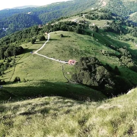 Dizdarevic Semesterbostad